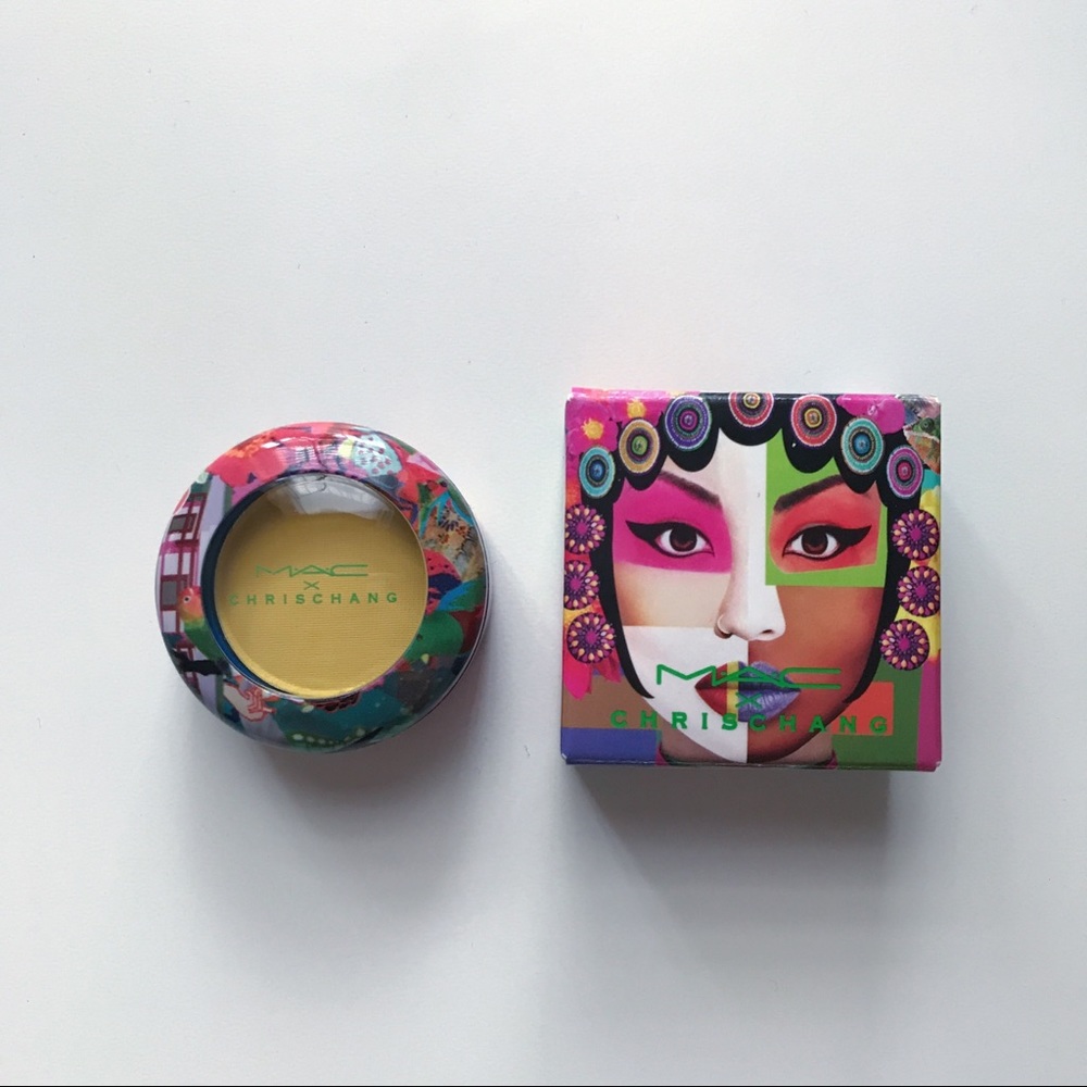 MAC Chris Chang limited edition “Royal Woo” shadow
